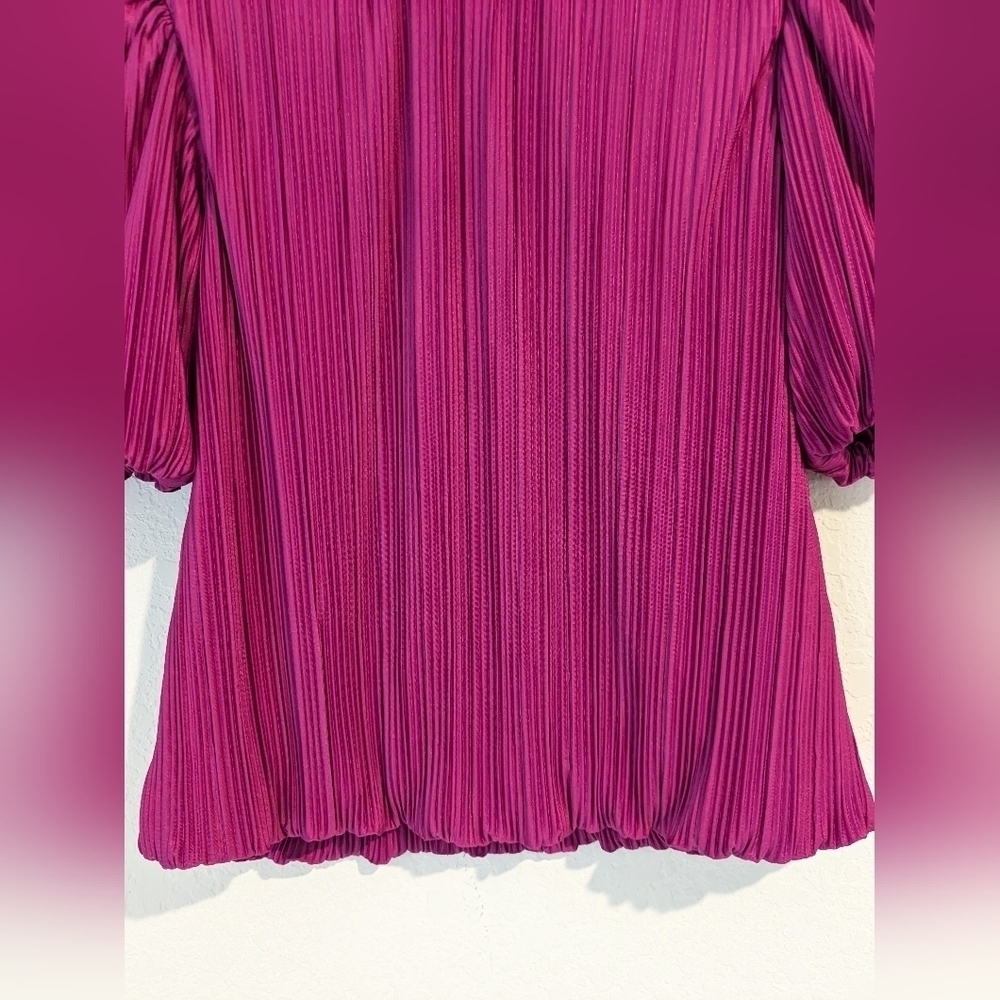 Evereve Fuchsia Pleated Puff-Sleeve Blouse - Picture 8 of 9